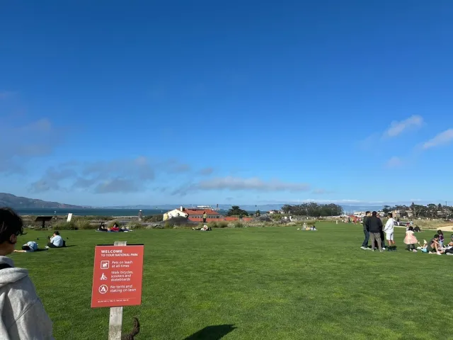 🌲 Presidio Park: Hike, History & Breathtaking Views! 🏞️