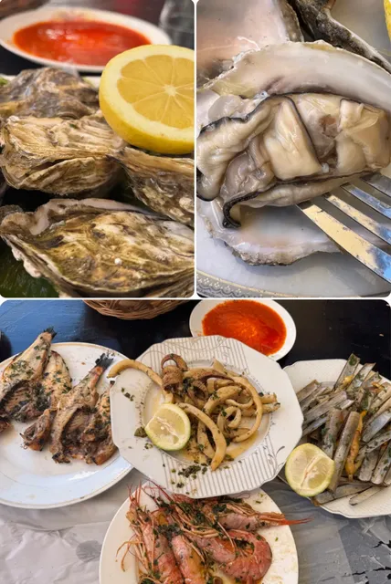 Casablanca Food Guide: Delicious & Affordable! 🦞​​