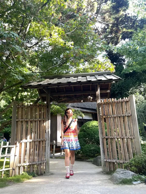 A Hidden Japanese Garden Behind a Museum 🏯🌸