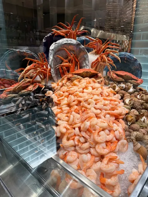 🇺🇸 Bacchanal Buffet – Lobster, Snow Crab & Endless Seafood! 🦞