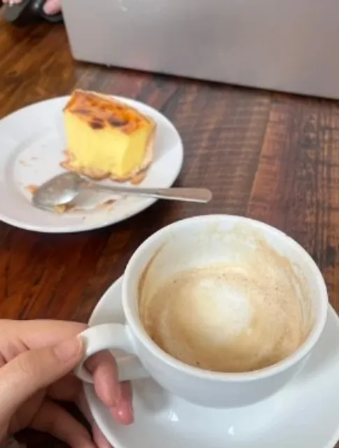 🍕 Cafe Milano | A Casual Oakland Pizza Spot with Fresh Twists