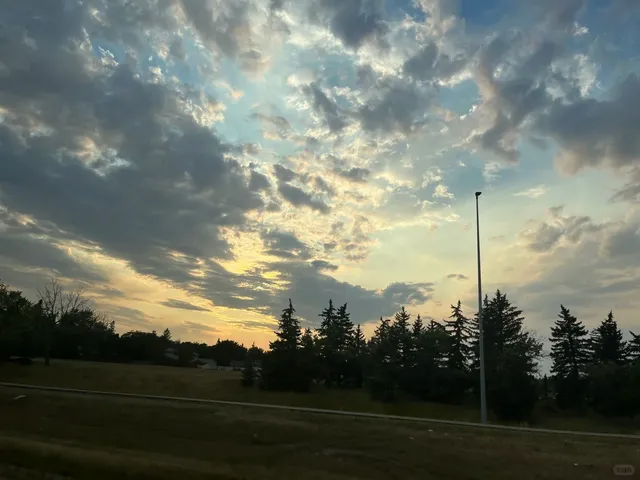 🇨🇦 Day 41 in Canada: Regina’s Golden Afternoon