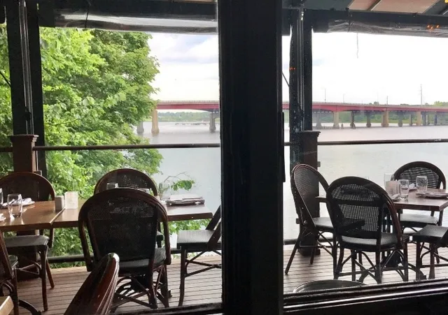 Sunday Brunch Experience