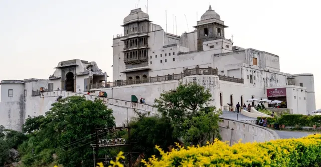 🏰 Monsoon Palace (Sajjangarh): A Sunset Paradise