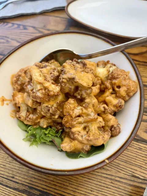 Pear Pizza in LA--Bacari GDL