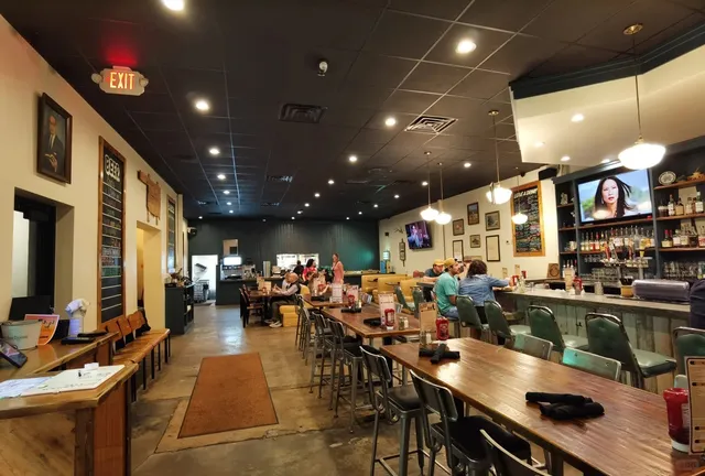 Oklahoma City | Huge & photogenic sandwiches at The Mule 🥪📸