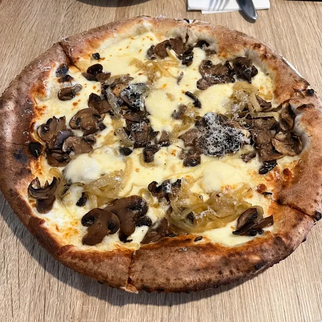 Atlanta Restaurant Review | Sunnyside Pizzeria