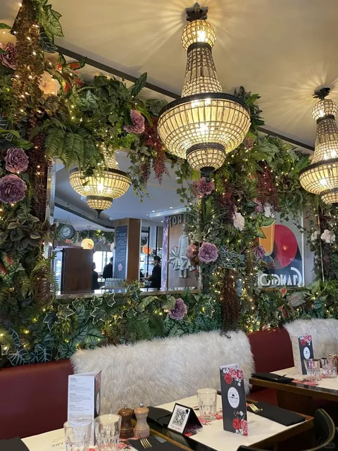 No More Queuing Near the Eiffel Tower in Paris! 🙅‍♀️