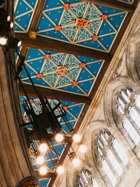 🇬🇧 Hull Minster: The Hidden Gem You Can't Miss! ⛪✨