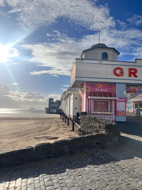 🇬🇧 Bristol Day Trip | Weston-super-Mare Seaside Escape! 