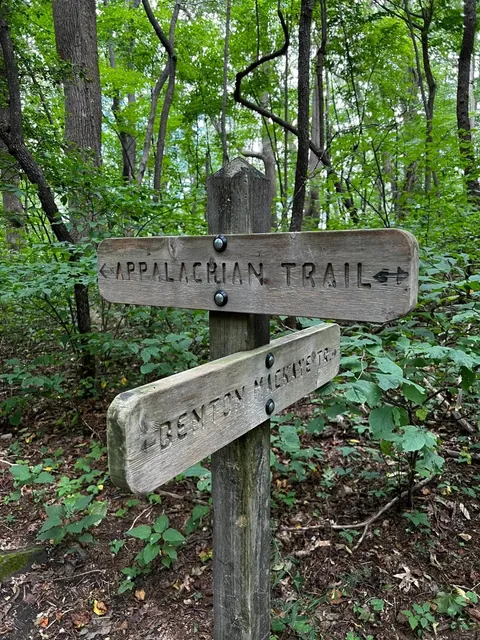 Atlanta Hiking – Southern Terminus of the Appalachian Trail 🥾🌄