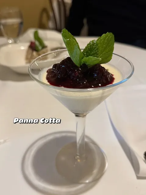 Seattle Restaurant Week 🍴 | Classic Italian Spot in Kirkland