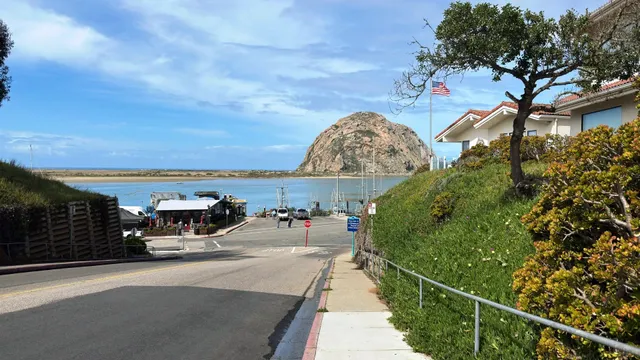 🌄 My Visit to Morro Rock – An Ancient Volcanic Wonder! 🌋