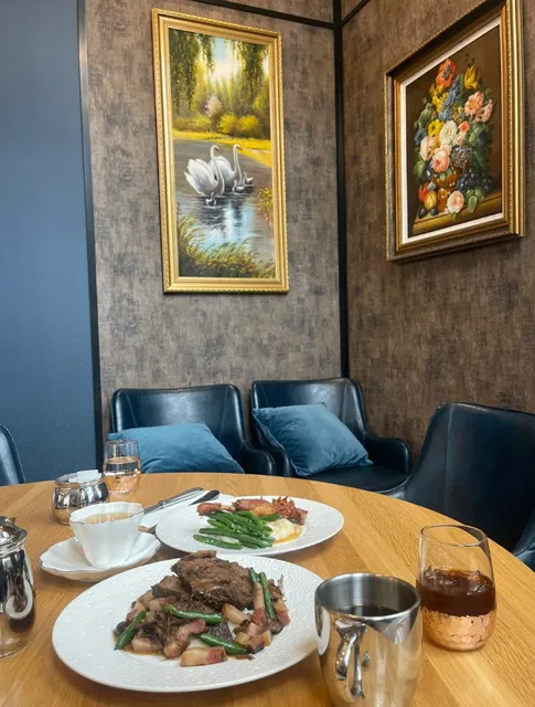 Calgary Brunch Spotlight | Hutch Cafe Review