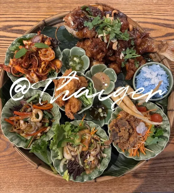 Auckland’s Massive Thai Fusion Seafood Platter | Thaiger ⭐️7/10