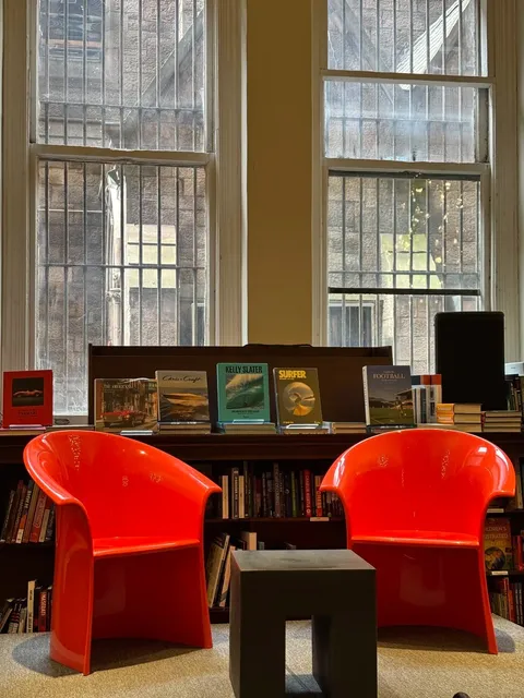 Rizzoli Bookstore(1)