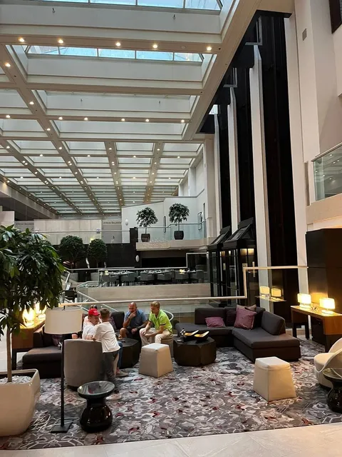 🏨 Washington DC | Found a Hotel My Parents Loved – Super Worth It!