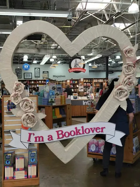 Solo Car-Free Dallas Travel Guide