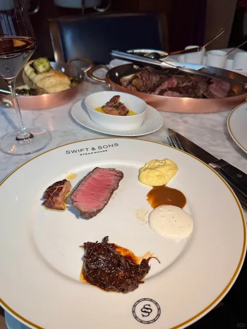 Chicago | 🌍 World-Ranked No. 71 Steakhouse 🍖