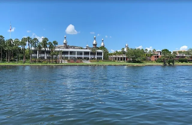 A Day Trip to Tampa's Riverside Park!
