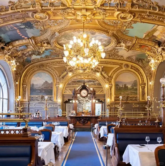  🚂Le Train Bleu: A Palace Inside Paris's Gare de Lyon
