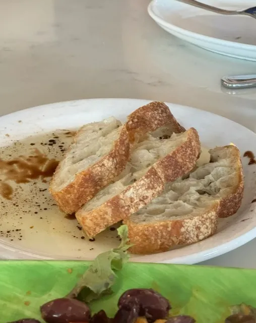 🥖 DiAnoia's | A Slice of Italian Soul in Pittsburgh's Strip District