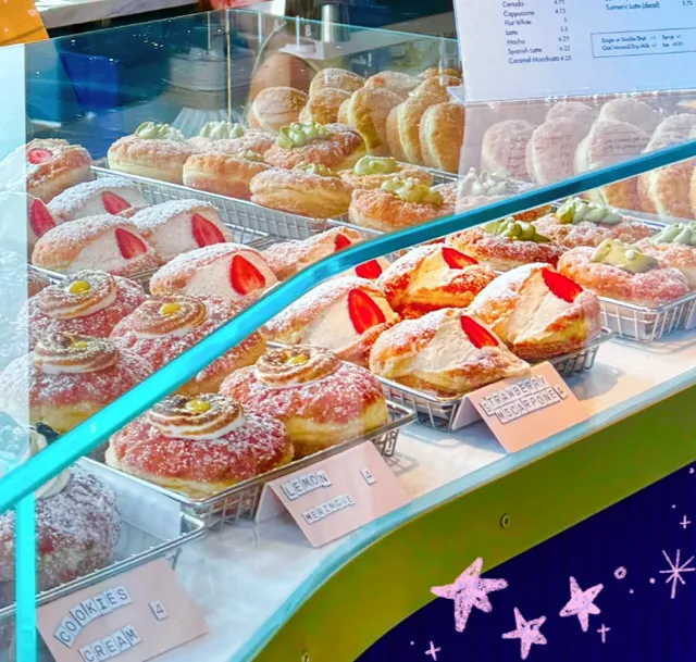 🍩 Port Moody's Hidden Gem | Sweet Talk Donuts - Aesthetic & Delicious