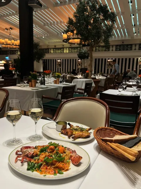 Jay Chou's Favorite London Restaurant | Perfect for Dates & Birthdays!