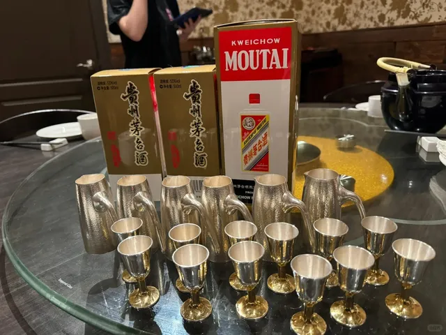 Copper Pot Fish Maw Chicken Hot Pot | LA Must-Try! 🍲✨