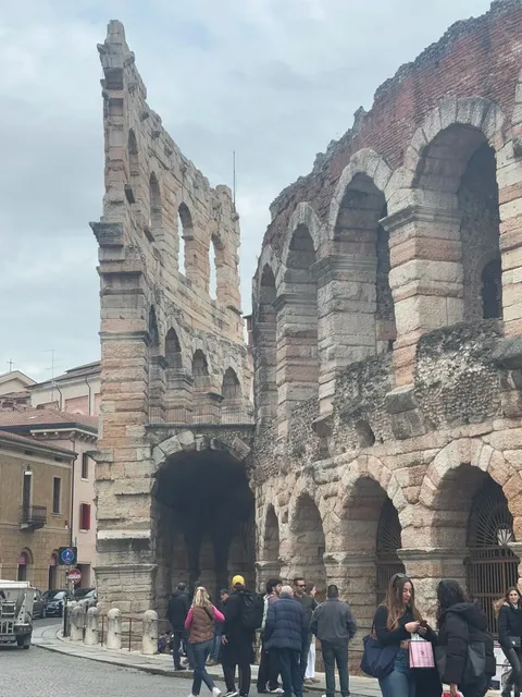 🇮🇹 MUST-DO: Verona + Bologna Day Trip