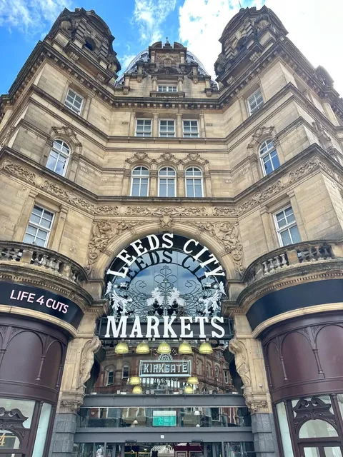 🇬🇧 Leeds Solo Day Trip Guide!