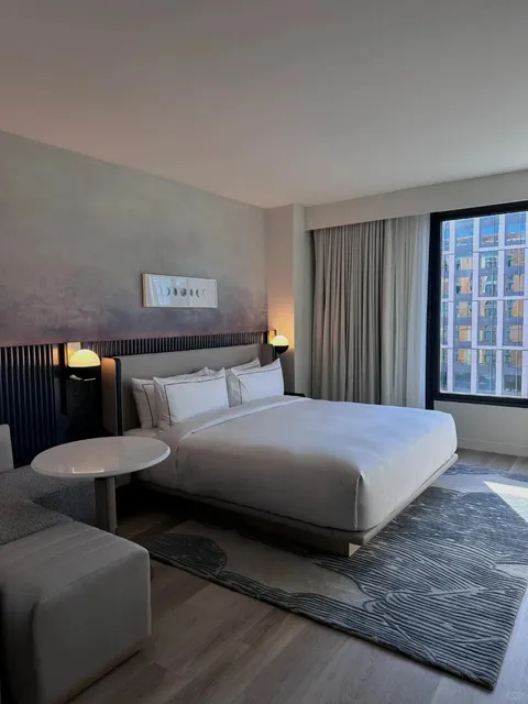 So Annoyed After Staying at This Washington Hotel with My Boyfriend...