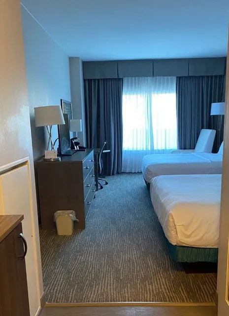 🏨 Holiday Inn Cleveland Clinic 