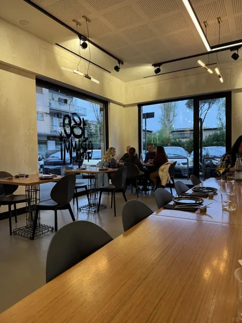 Rome's Trendy Pizza Spot: 180GRAMMI