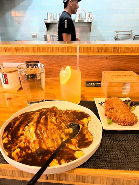 🍴 Chicago's Viral Japanese Spot Review | Downtown Chicago