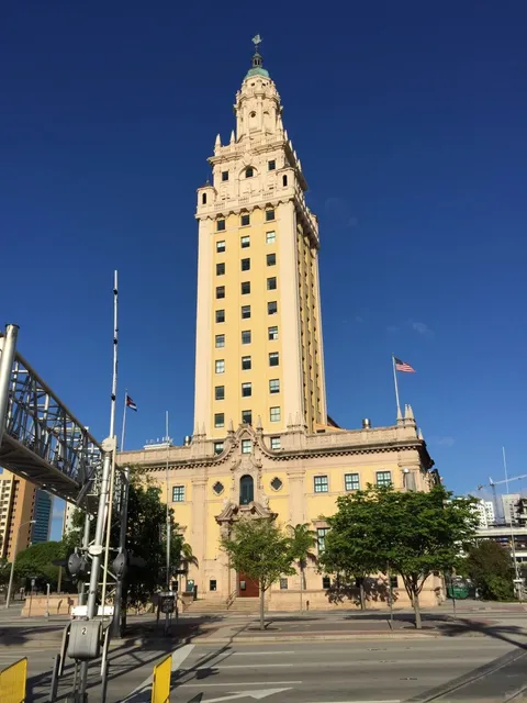 Miami's Freedom Tower - A Beacon of History! 🏛️🗼