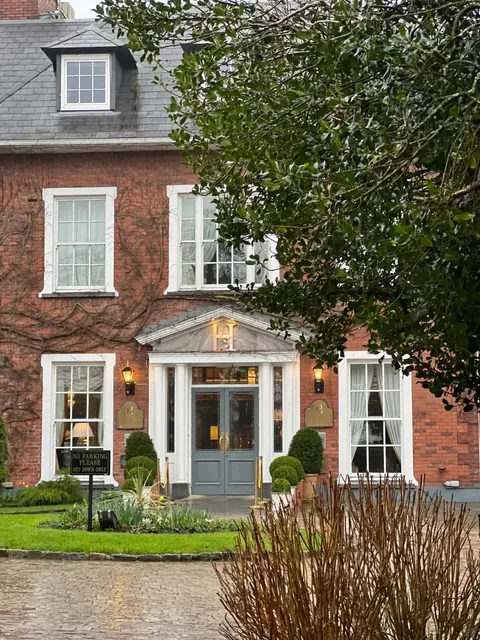 🌸 Cork's Hidden Garden Oasis | A Dreamy Dining Spot Near UCC