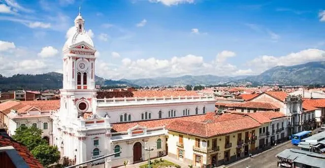 Cuenca: Ecuador's Colonial Jewel & Cultural Heart