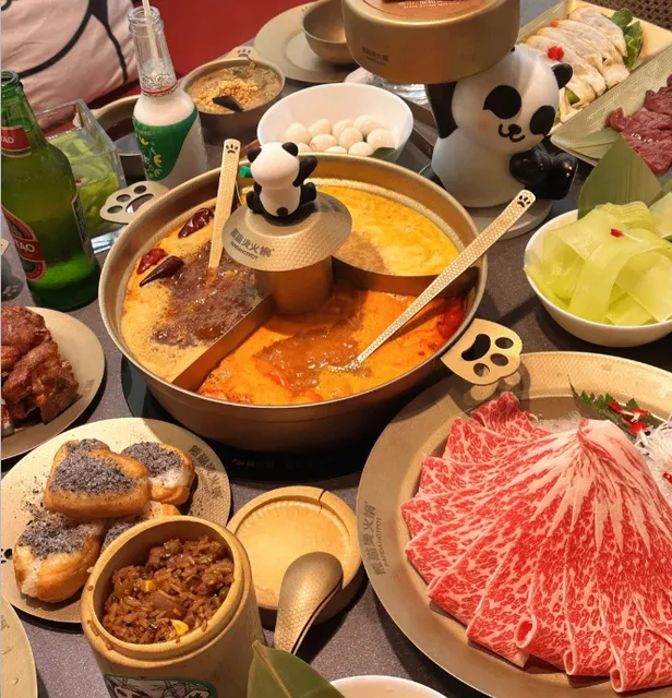 New York Bayside Panda Hot Pot