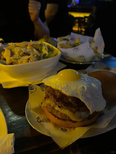 🍔 Black Iron Burger: An Honest Review 🟡🟡🟡⚫️⚫️