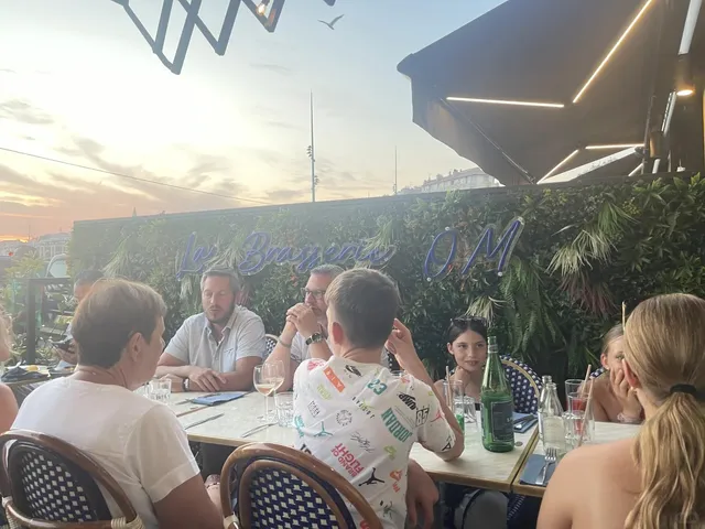 Delicious French Cuisine at Brasserie l'OM Cafe in Marseille