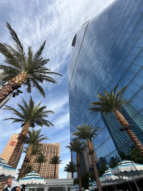 4-Day Las Vegas Family Trip — Yes, You Can Bring Kids to Sin City! 👨‍