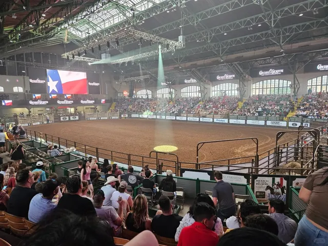 🤠 Fort Worth | Rodeo Show at Stockyards