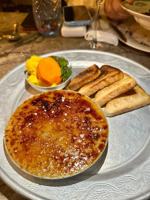 Berlin | The Hyped Restaurant That’s Always Packed 🍽️ Berta