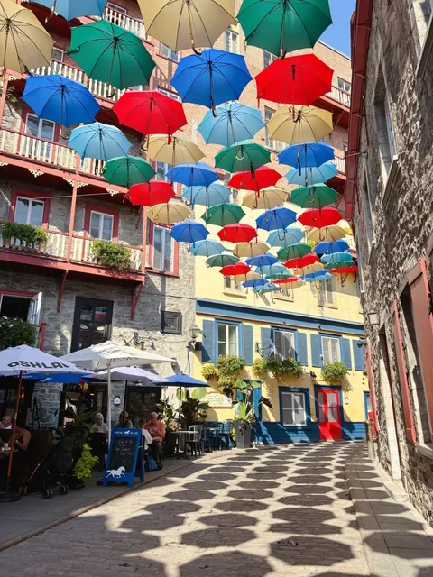 🇨🇦 Quebec City Day Trip 💕 Hunting for the Little Pink Men