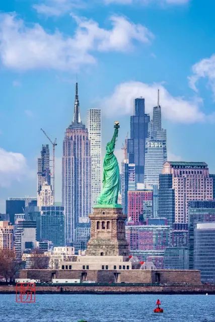 🗽 3.5-Hour Statue of Liberty Tour Experience(3)