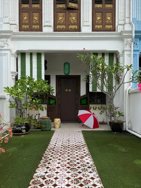 🇸🇬 Discovering the Charm of Emerald Hill Conservation Area in Singap