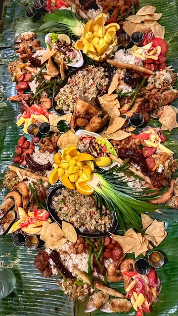 Chicago｜Filipino Kamayan Feast – A Hands-On Food Experience! 🍚