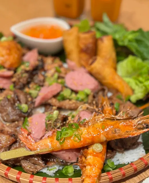 I came to eat platter again and again. Indeed, my sister was right