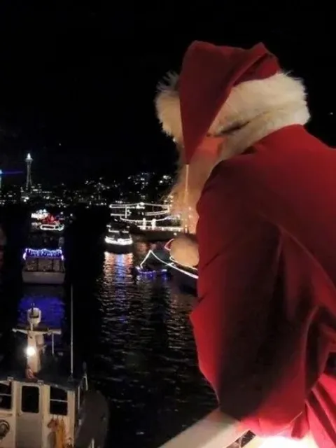 Seattle Holiday Season | Christmas Boat Festival